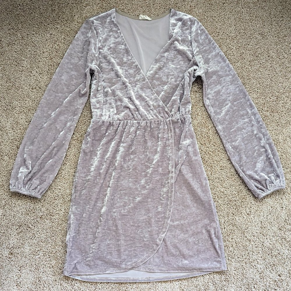 emory park Taupe Champagne Velvet Surplice Blouson Cocktail Party Dress
